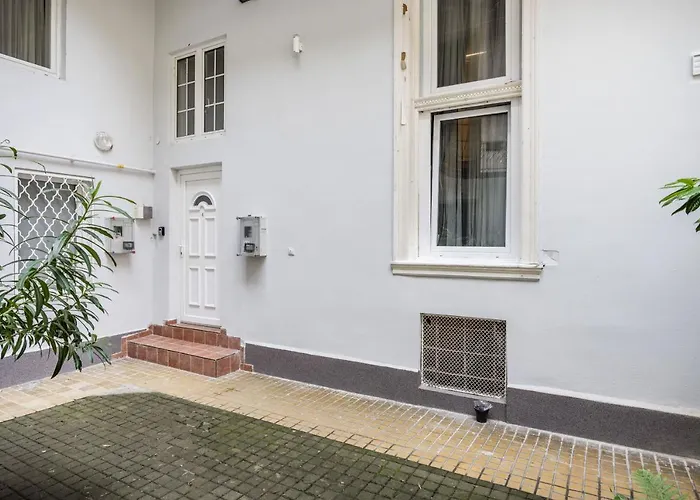 Lovely With Mezzanine Near The Danube Appartement Budapest