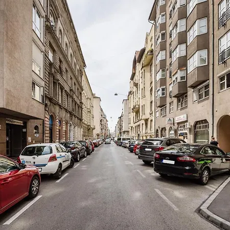 דירה Lovely With Mezzanine Near The Danube *