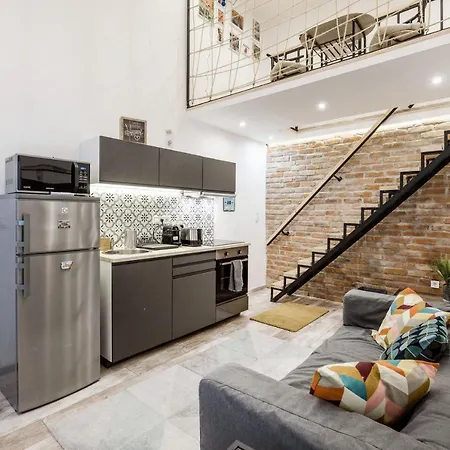 Apartment Lovely With Mezzanine Near The Danube Budapest